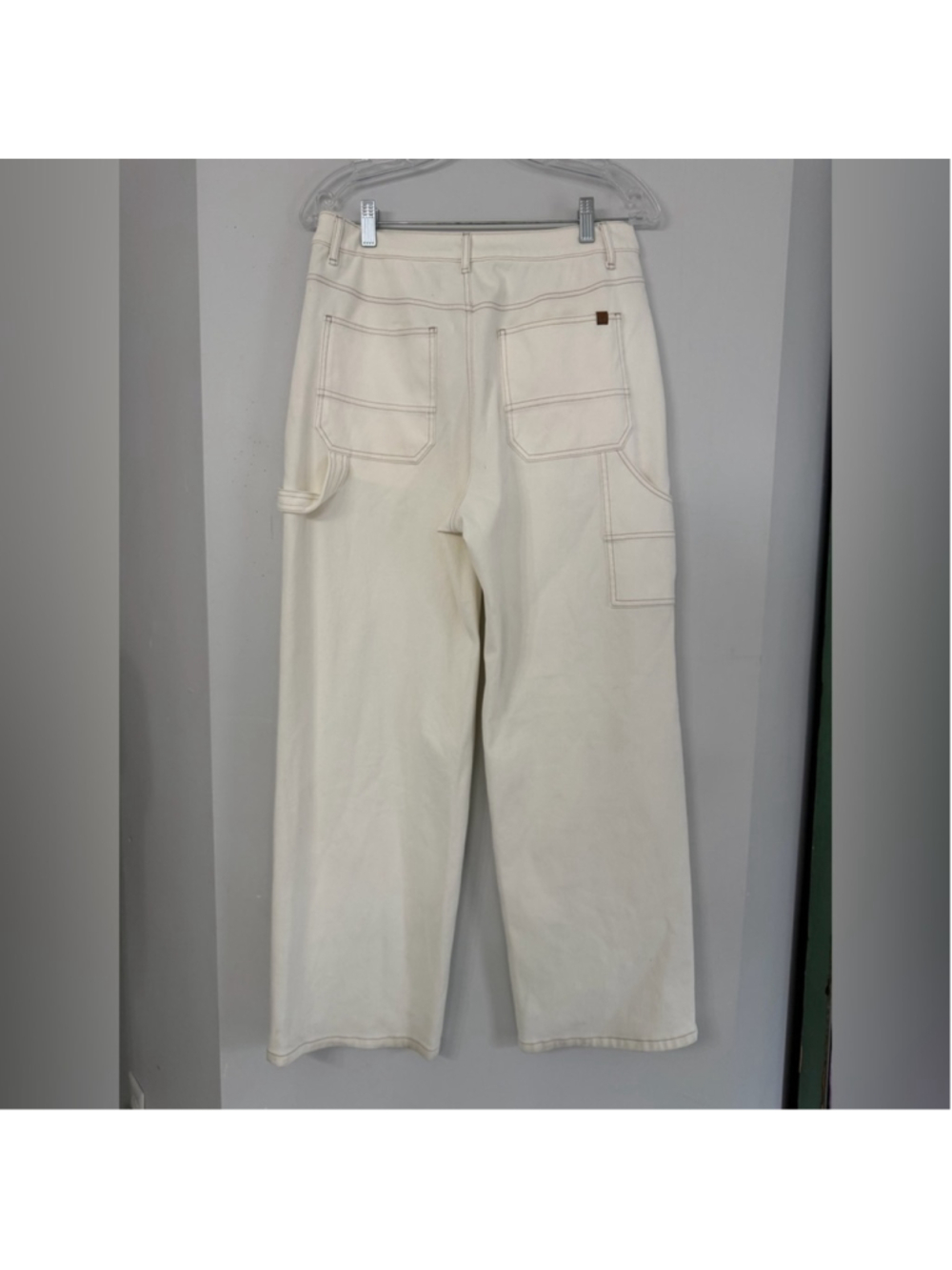 Halara Off White Wide Leg Cargo Pants Women’s Size Medium Very Soft and Stretchy - Picture 2 of 10